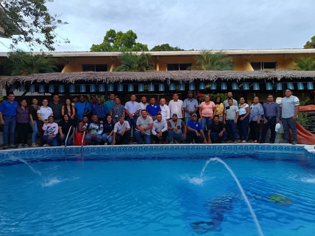 FUNDAECO (8 B)